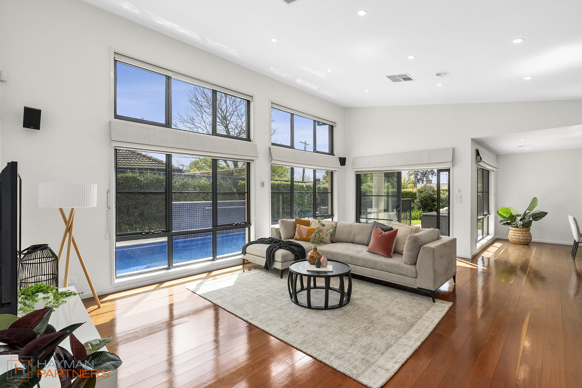 6 Bowser Place, Curtin ACT 2605, Curtin - Thumbnail 2