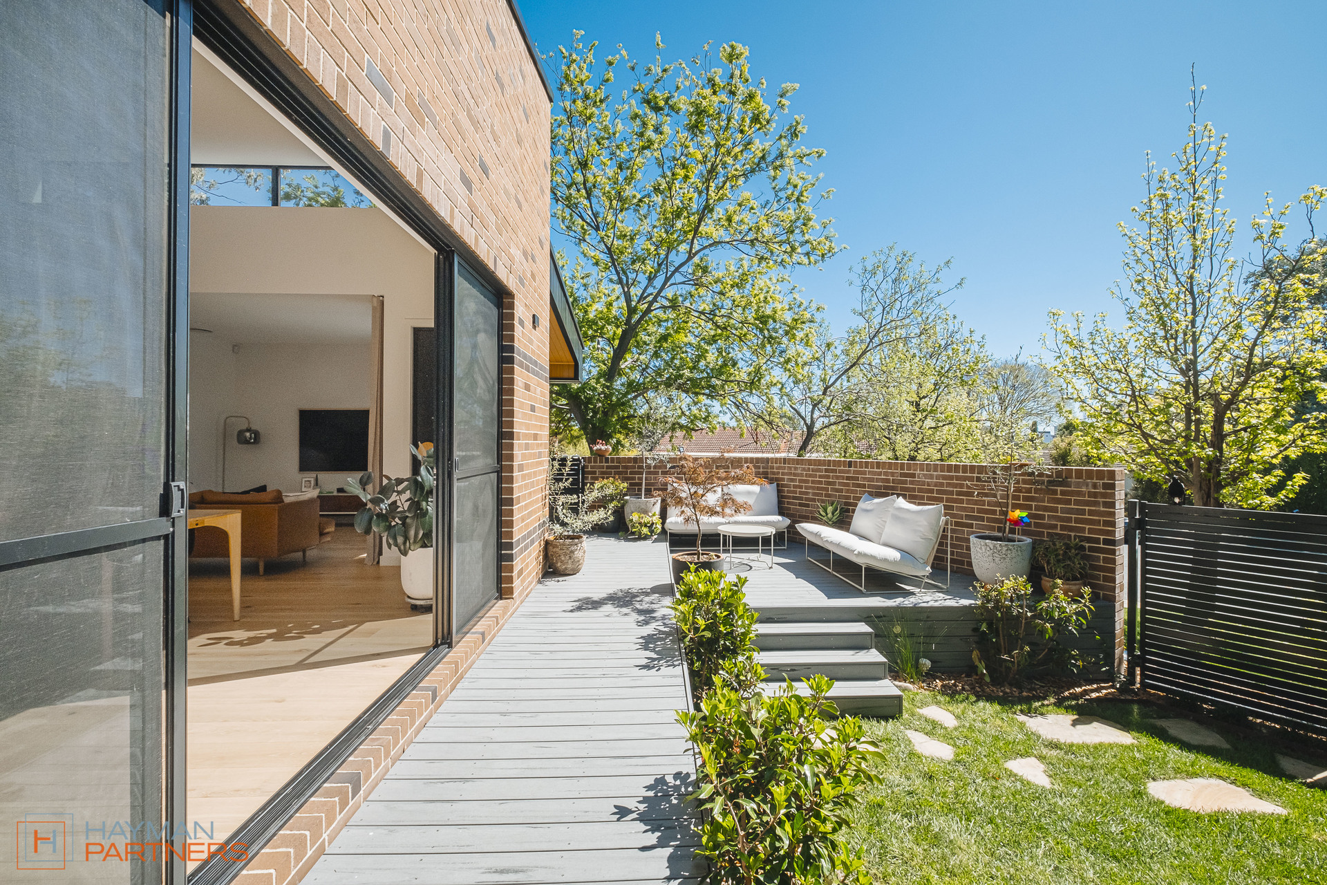 1/19 Haswell Place, Chifley ACT 2606, Chifley - Thumbnail 2
