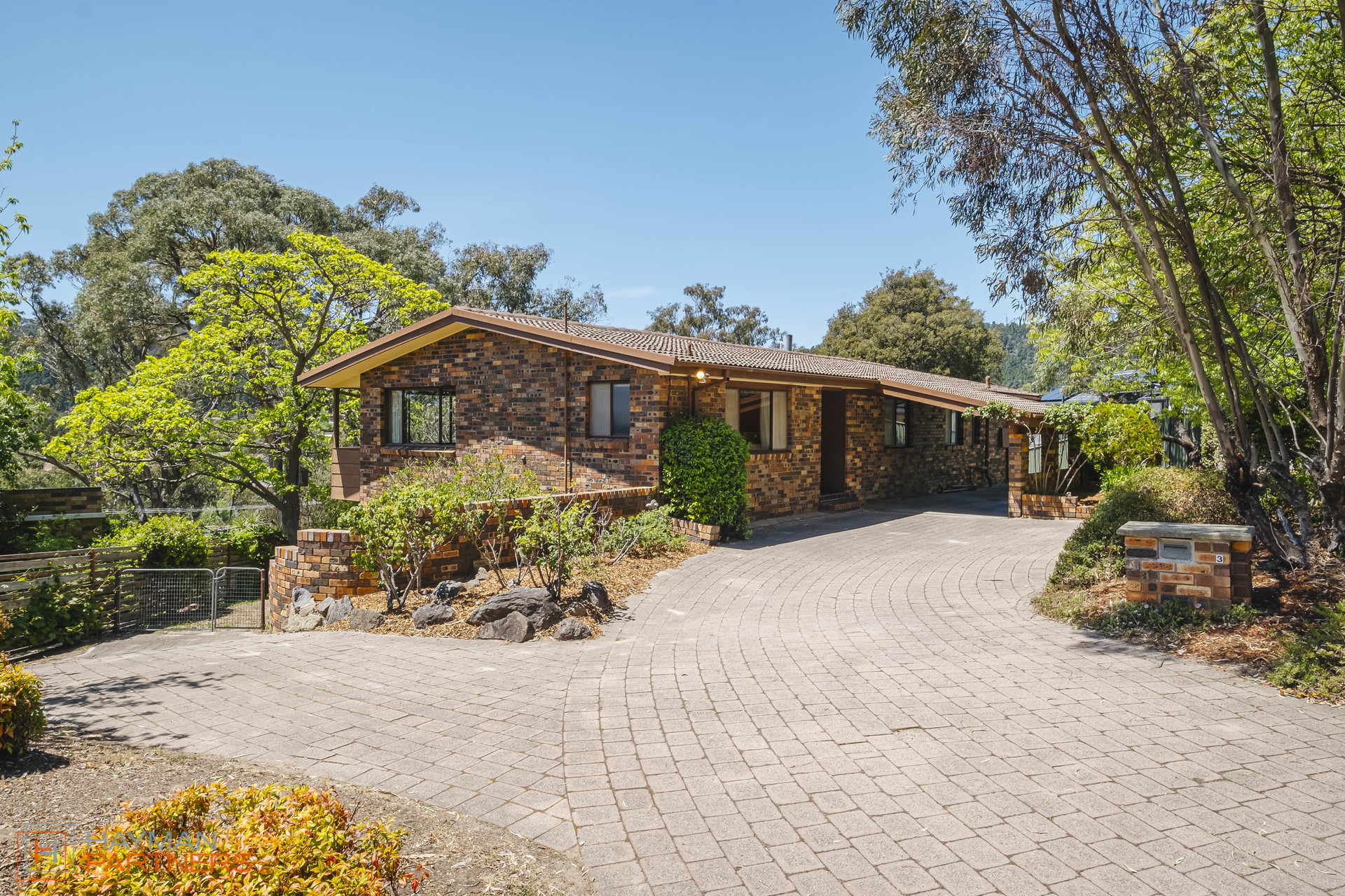 3 Molineaux Place, Farrer ACT 2607, Farrer - Thumbnail 2