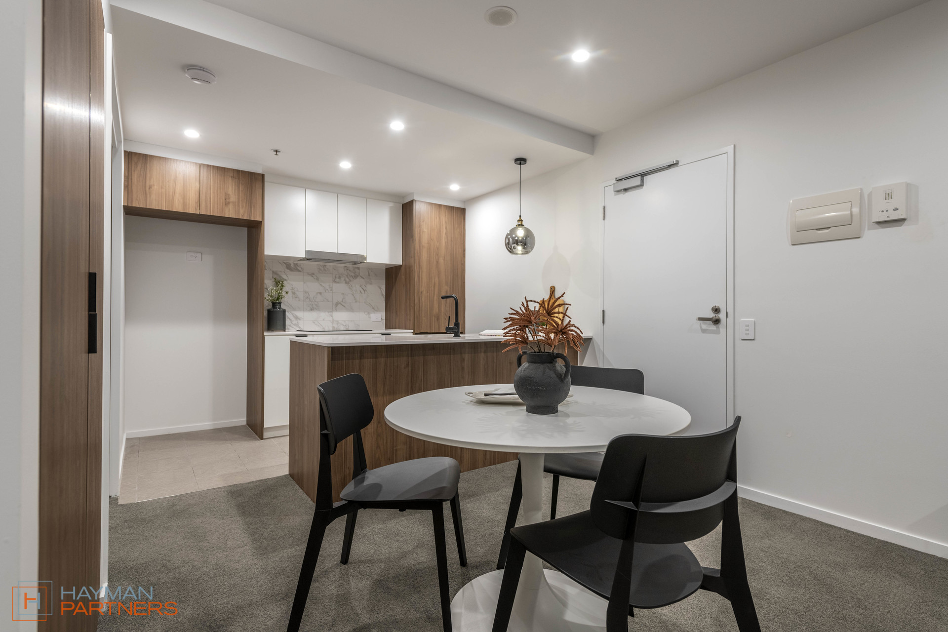 811/15 Bowes Street, Phillip ACT 2606, Phillip - Thumbnail 2
