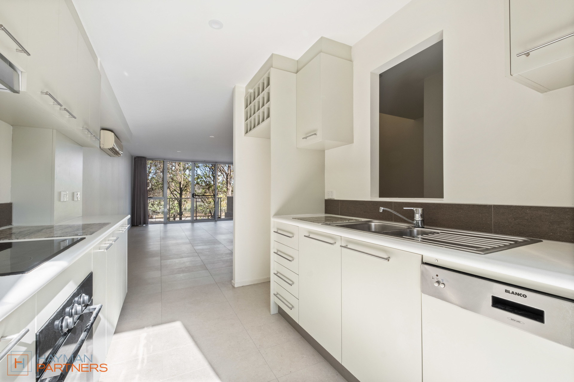 65/12 Challis Street, Dickson ACT 2602, Dickson - Thumbnail 2