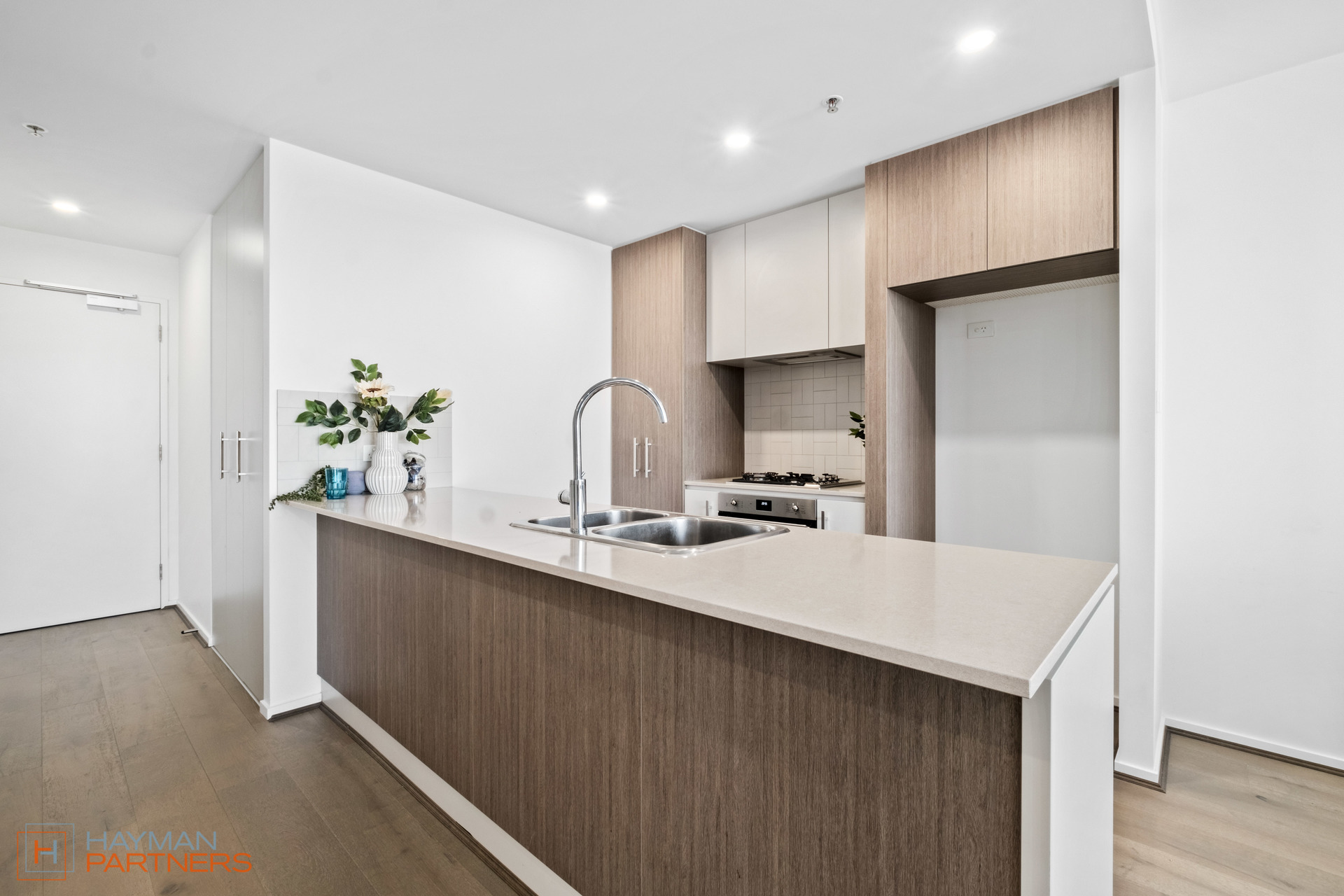 124/9 Irving Street, Phillip ACT 2606, Phillip - Thumbnail 2
