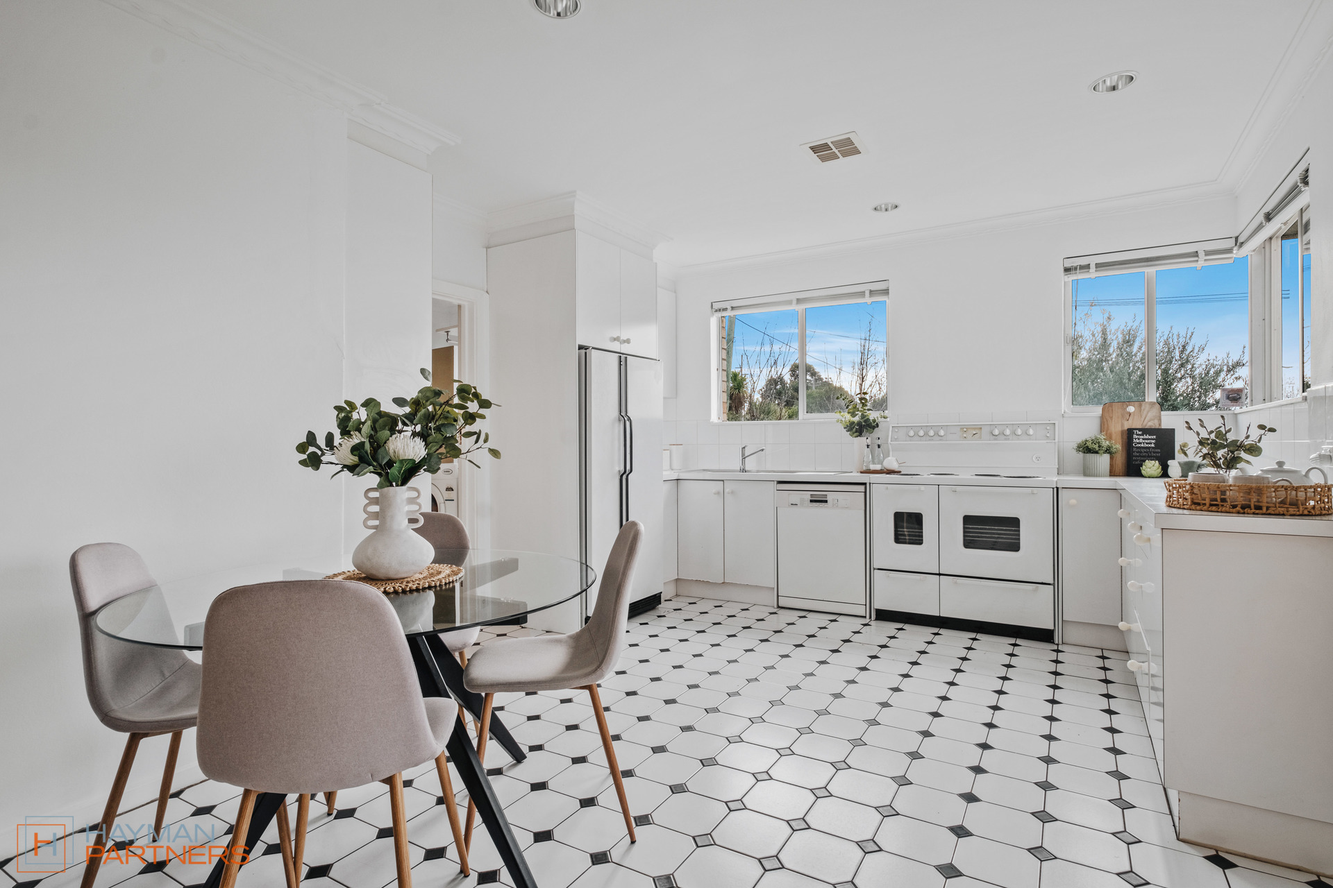 16 Barrow Place, Lyons ACT 2606, Lyons - Thumbnail 8