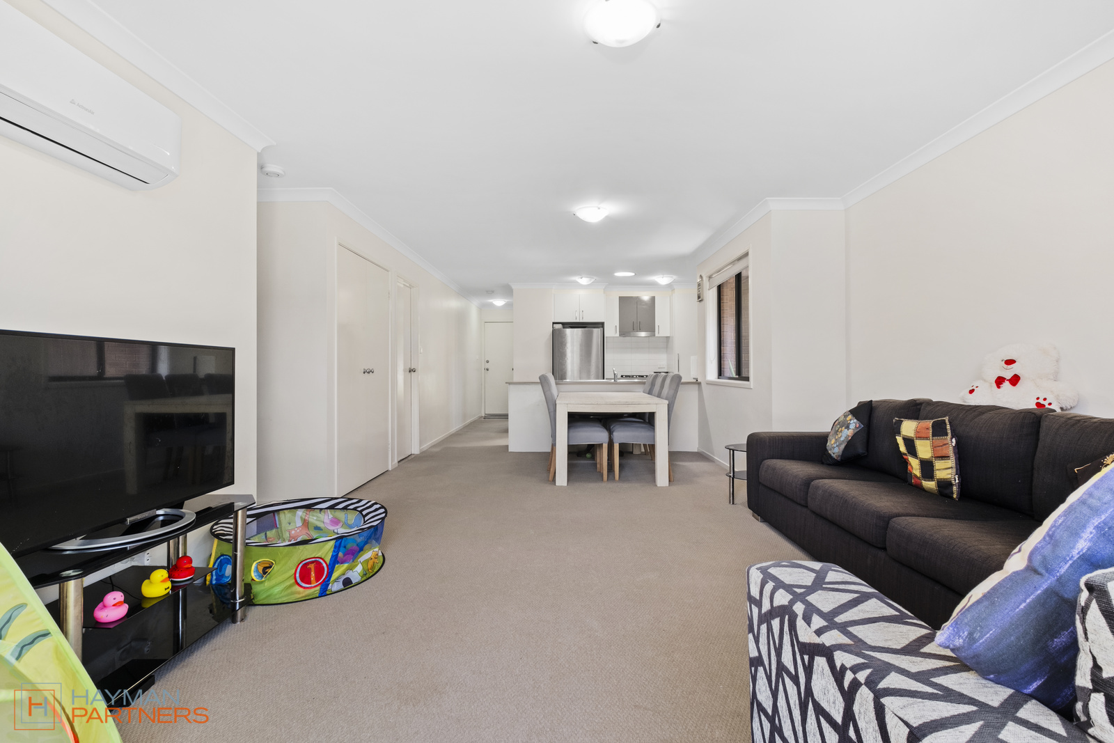 47 Daramoolen Street, Ngunnawal ACT 2913, Ngunnawal - Thumbnail 2