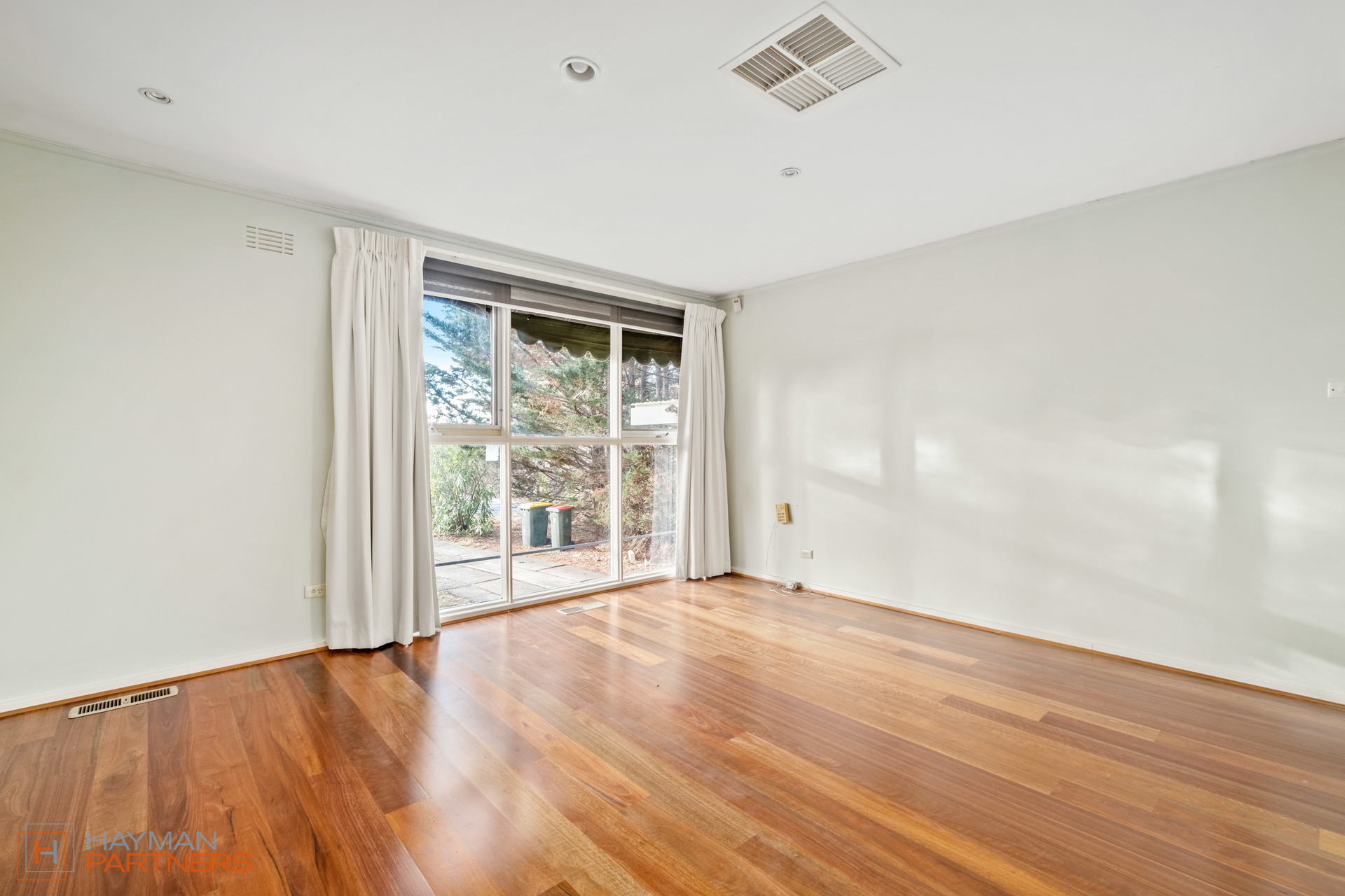 40 Gledden Street, Chifley ACT 2606, Chifley - Thumbnail 4