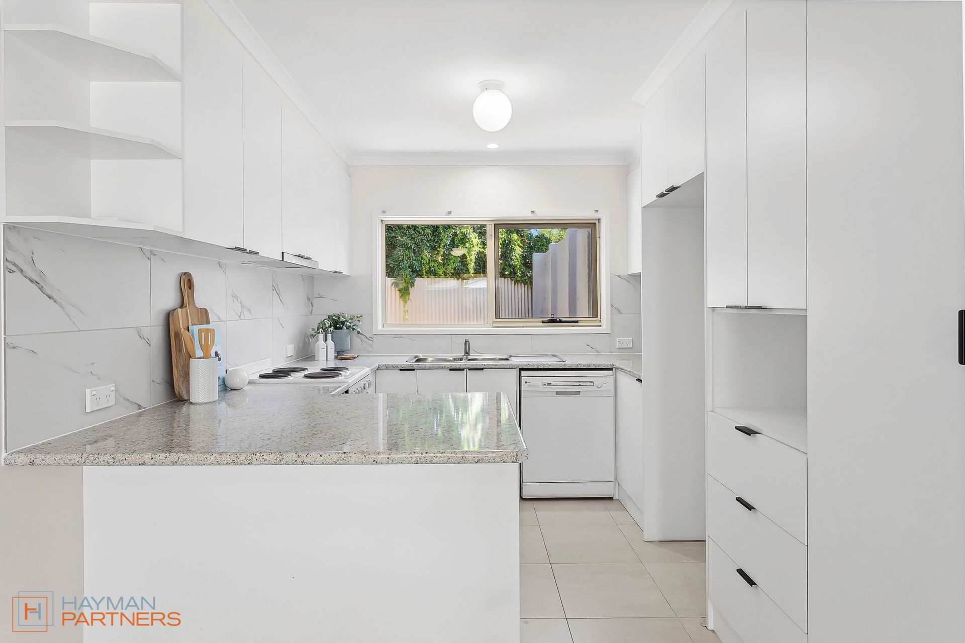 5 Chirnside Place, Kambah ACT 2902, Kambah - Thumbnail 5