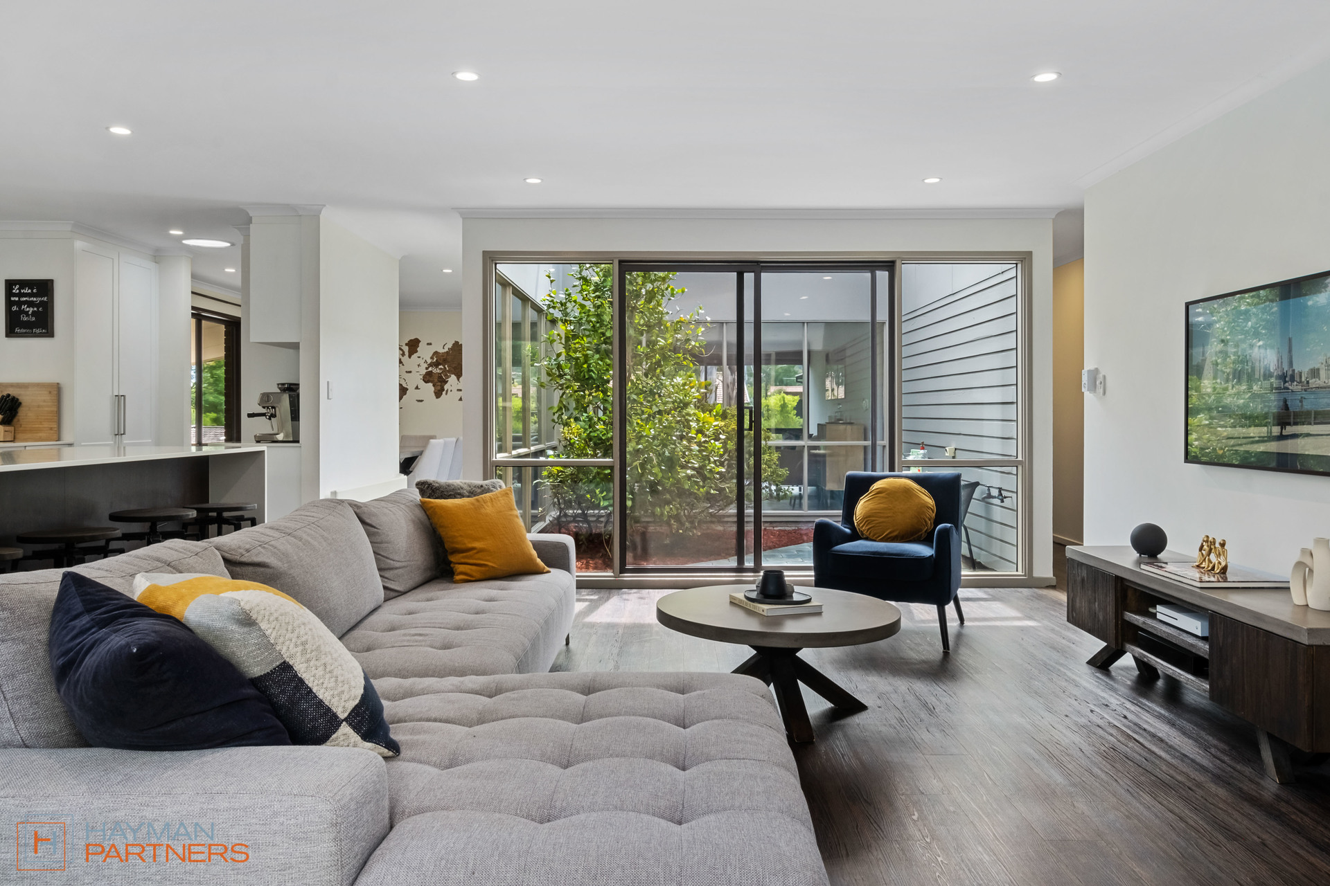 7 Easterbrook Place, Gowrie ACT 2904, Gowrie - Thumbnail 2