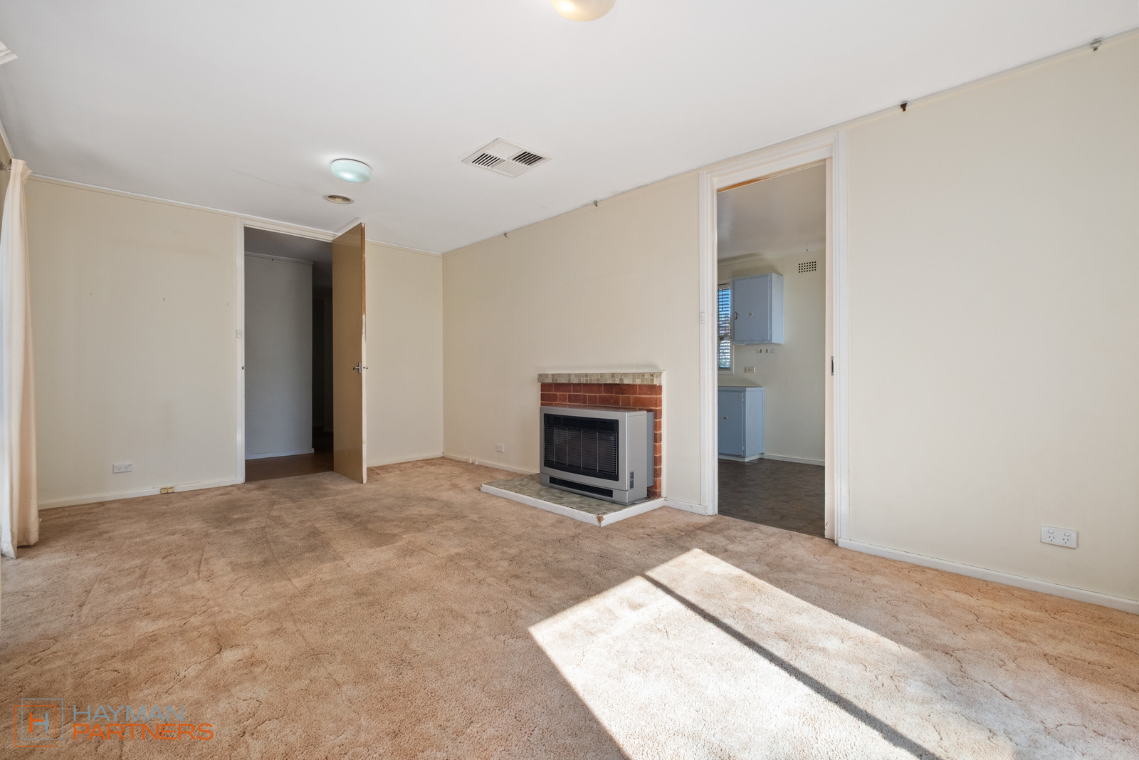 28 MacFarland Crescent, Chifley ACT 2606, Chifley - Thumbnail 4