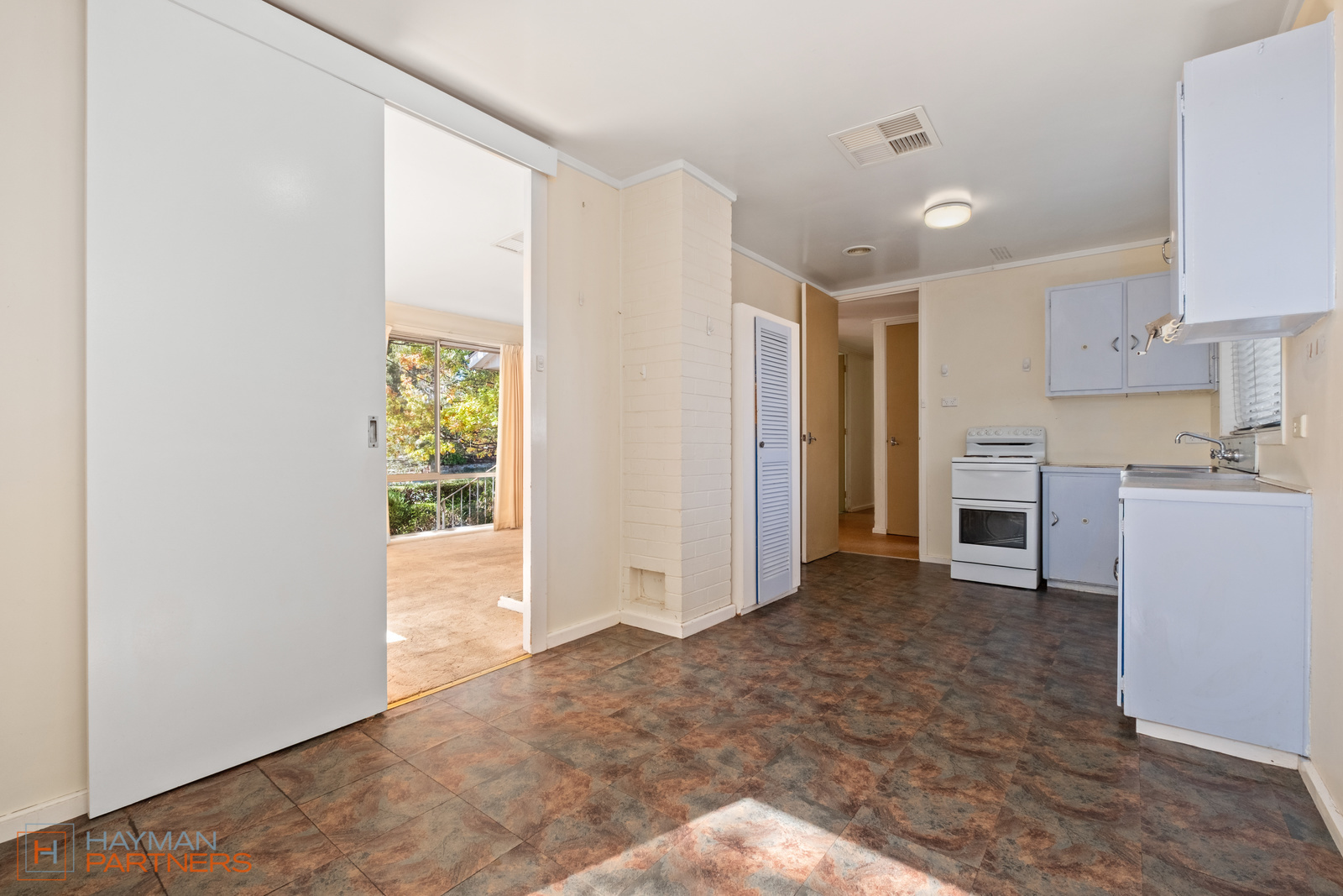 28 MacFarland Crescent, Chifley ACT 2606, Chifley - Thumbnail 7