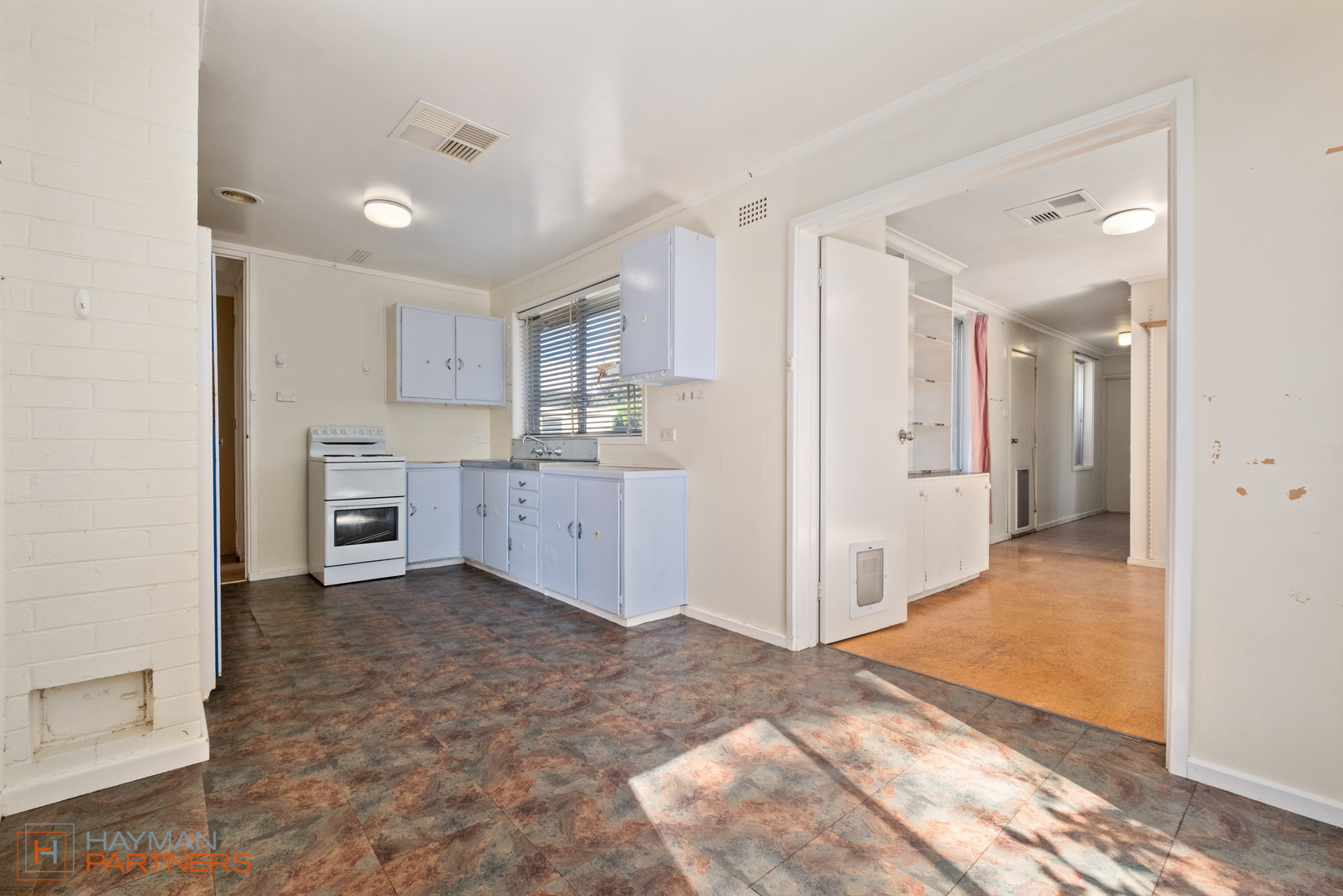 28 MacFarland Crescent, Chifley ACT 2606, Chifley - Thumbnail 8