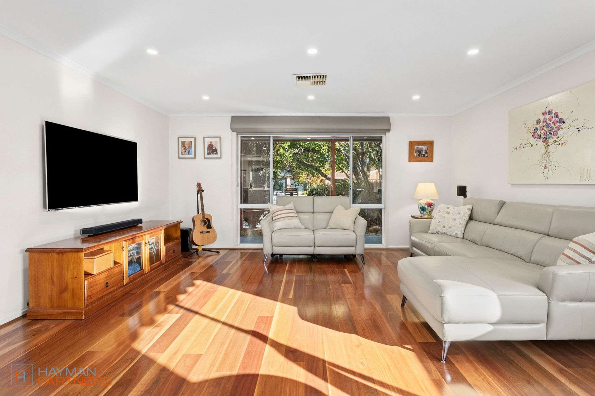 136 Clive Steele Avenue, Monash ACT 2904, Monash - Thumbnail 3