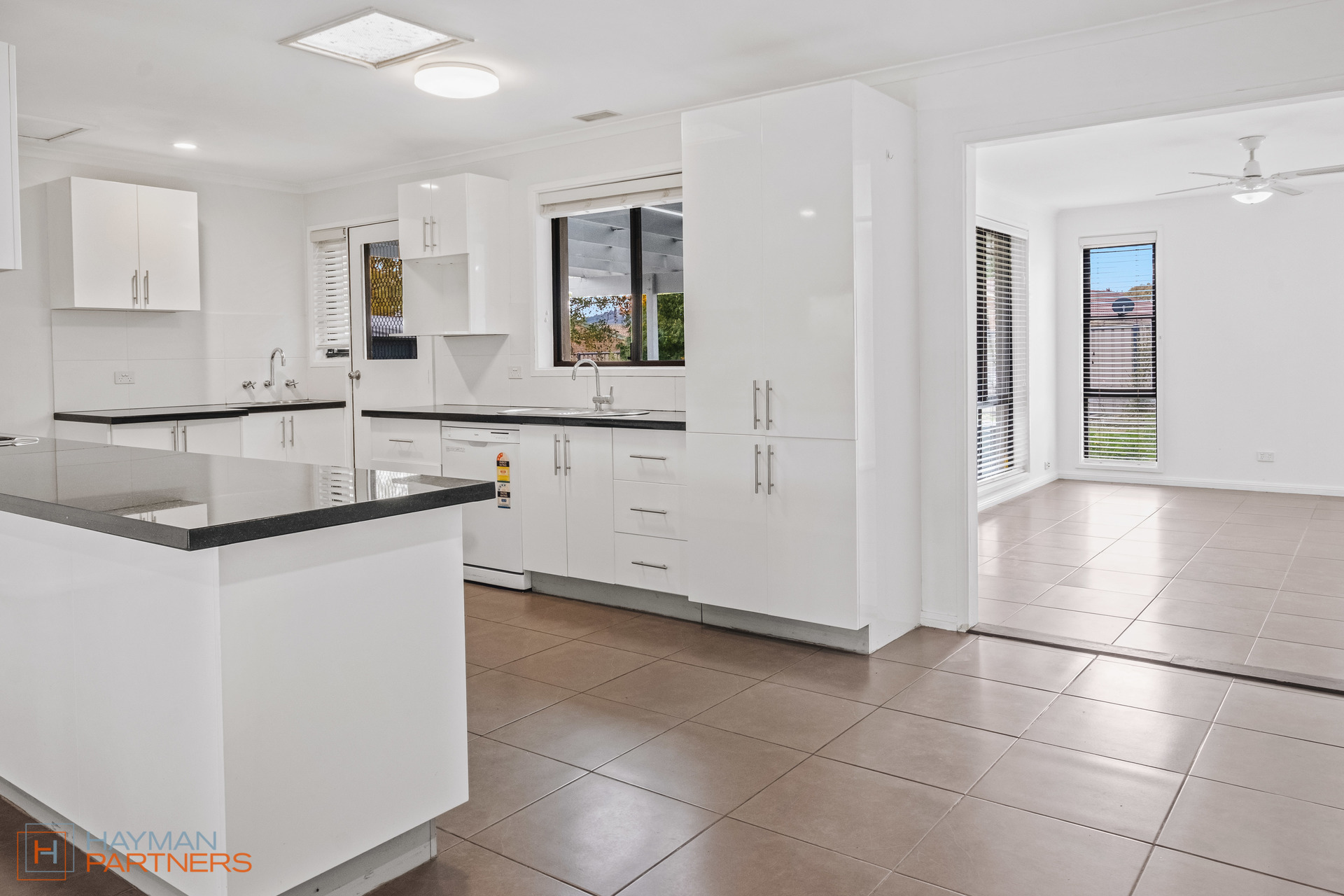 12 Australie Close, Gilmore ACT 2905, Gilmore - Thumbnail 6