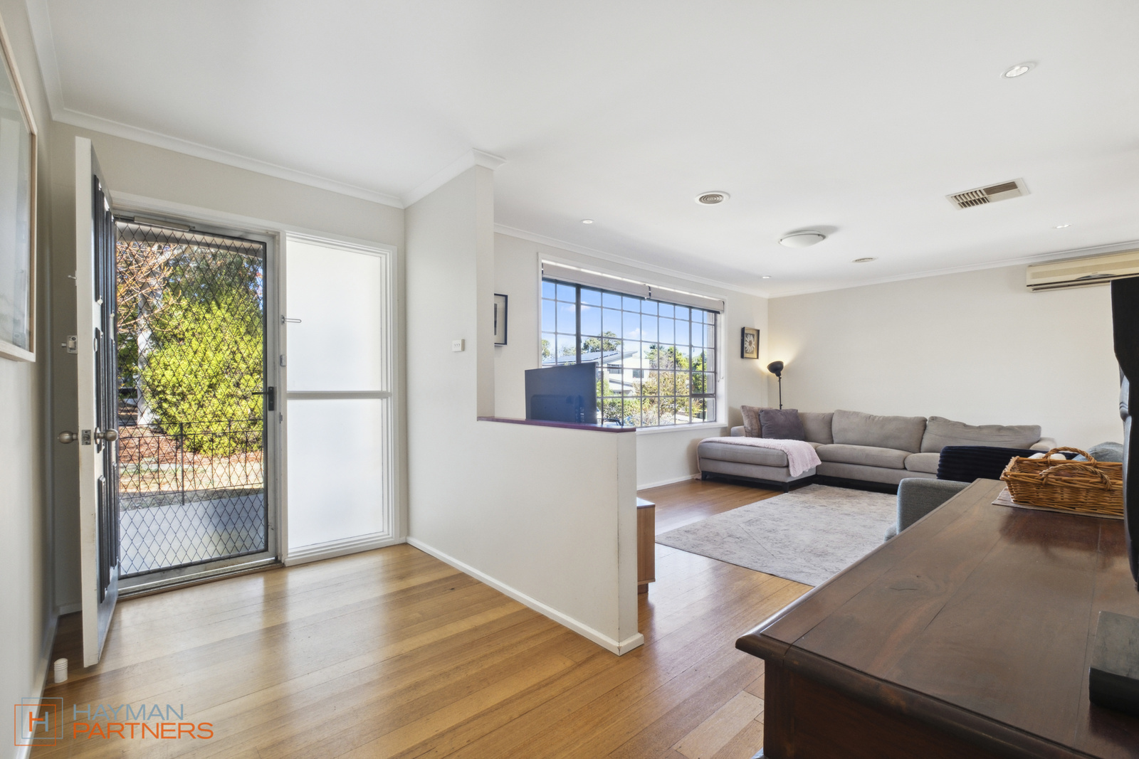 18 Nangor Street, Waramanga ACT 2611, Waramanga - Thumbnail 2