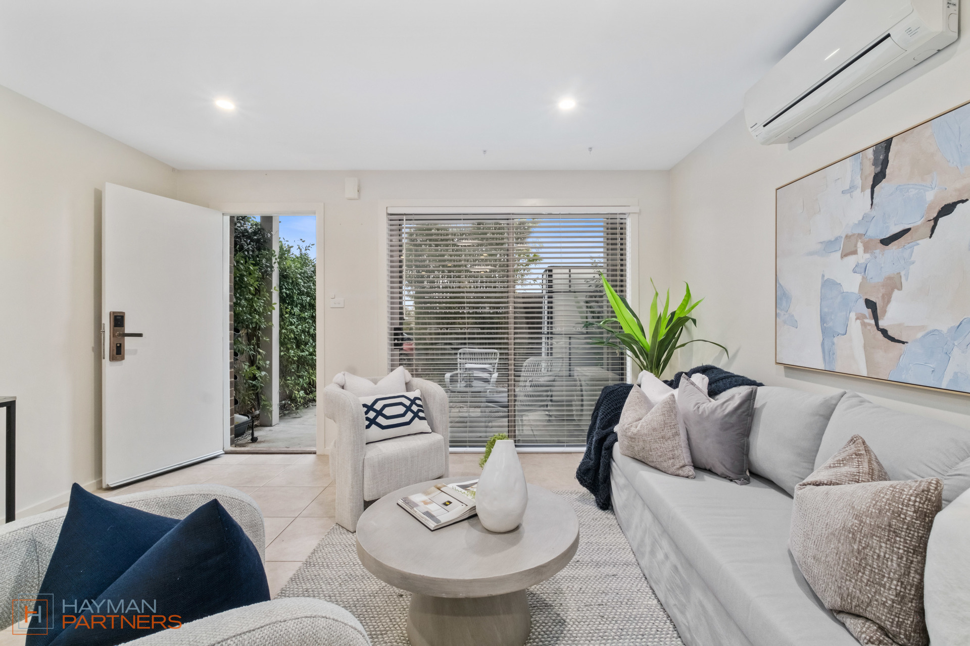 15 Bakewell Street, Coombs ACT 2611, Coombs - Thumbnail 2