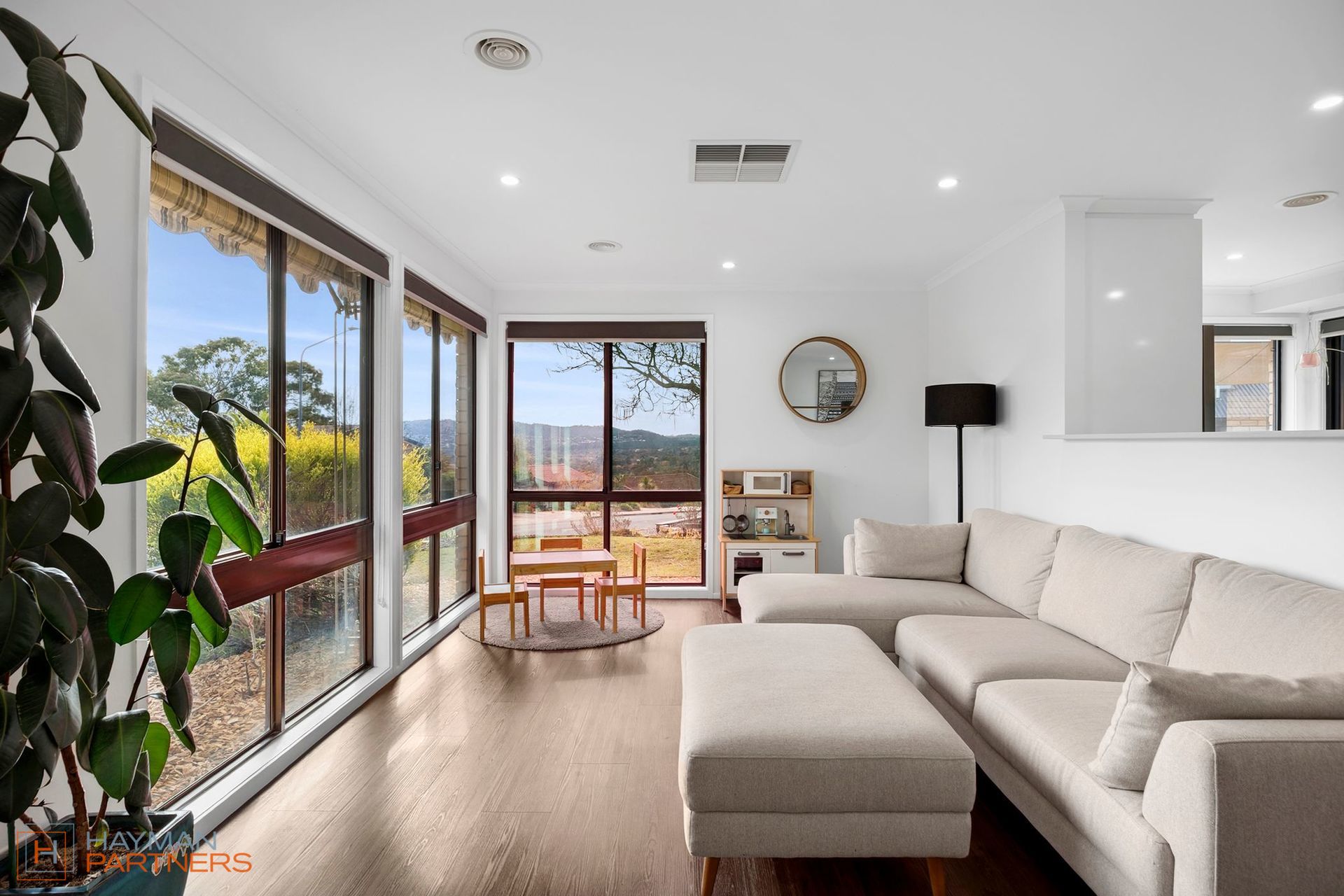 88 Outtrim Avenue, Calwell ACT 2905, Calwell - Thumbnail 3