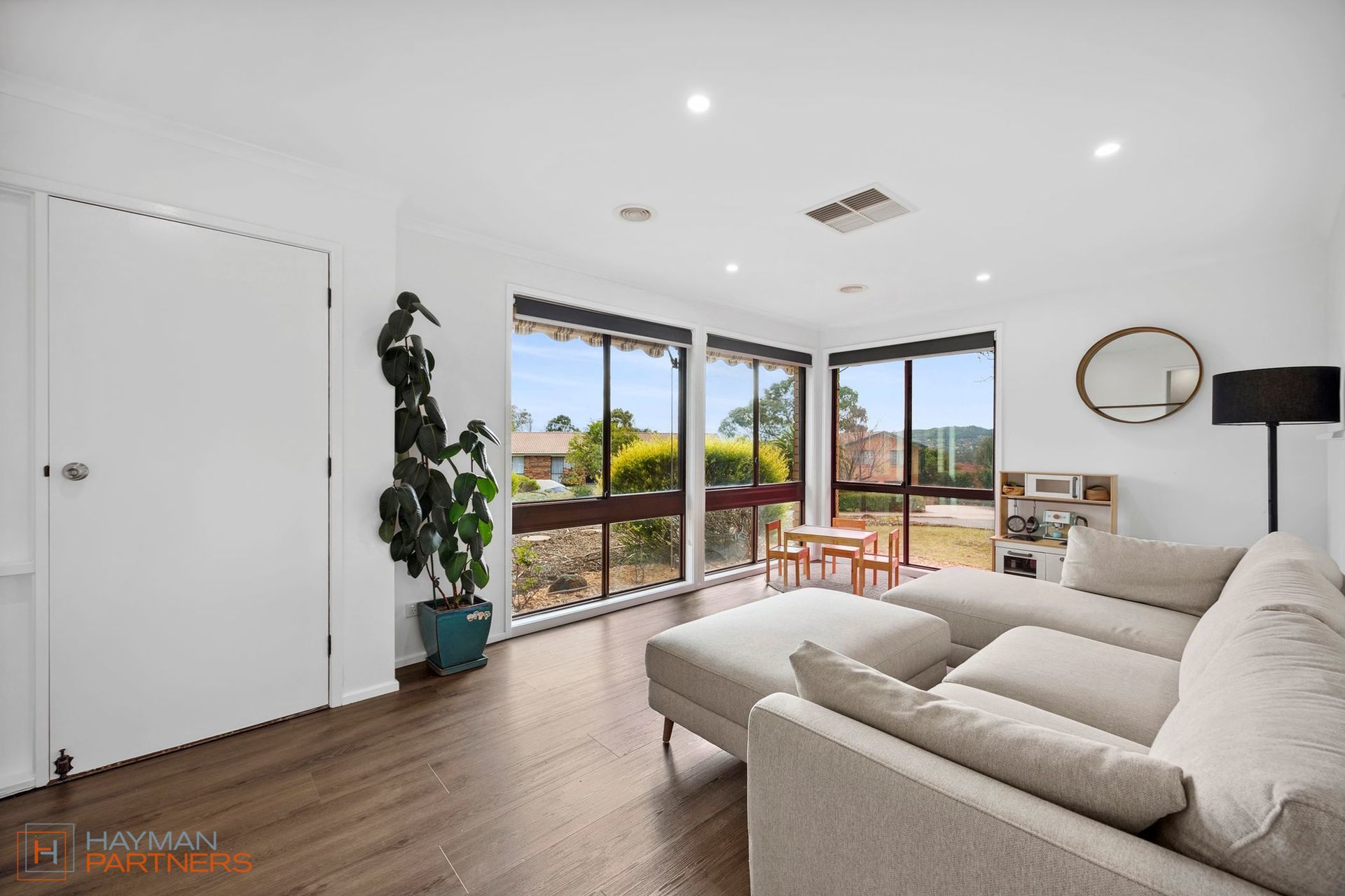 88 Outtrim Avenue, Calwell ACT 2905, Calwell - Thumbnail 4
