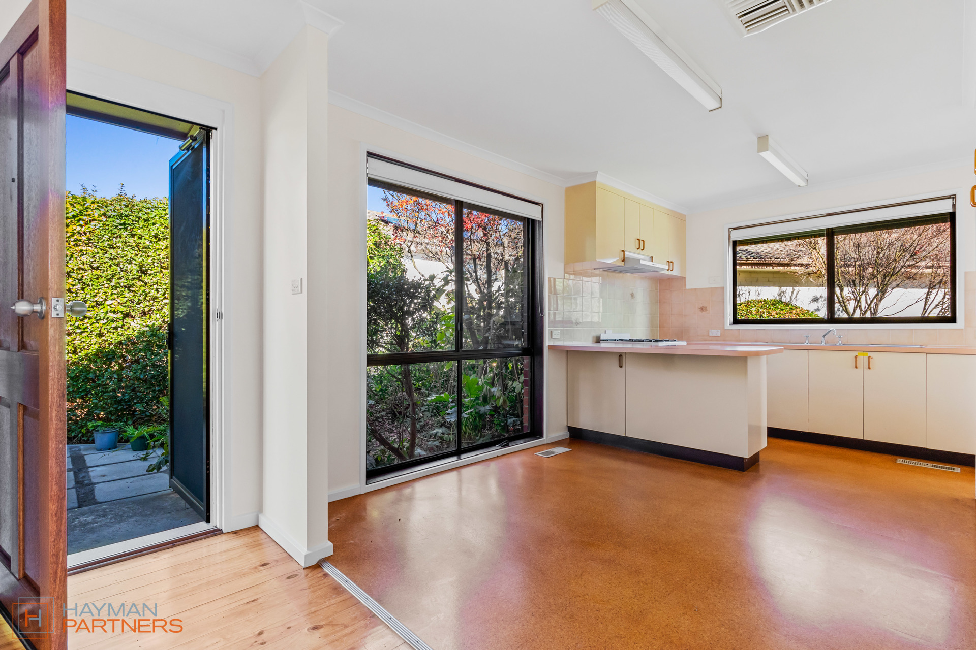 8 Breona Place, Lyons ACT 2606, Lyons - Thumbnail 4