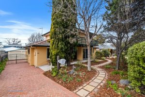 Preview image for 10 Macalister Crescent, Curtin  ACT  2605