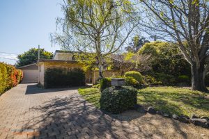 Preview image for 40 Kidston Crescent, Curtin  ACT  2605