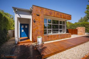 Preview image for 9 Gregson Place, Curtin  ACT  2605