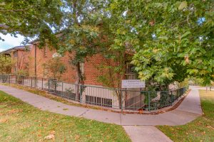 17/1 Waddell Place, Curtin, ACT 2605