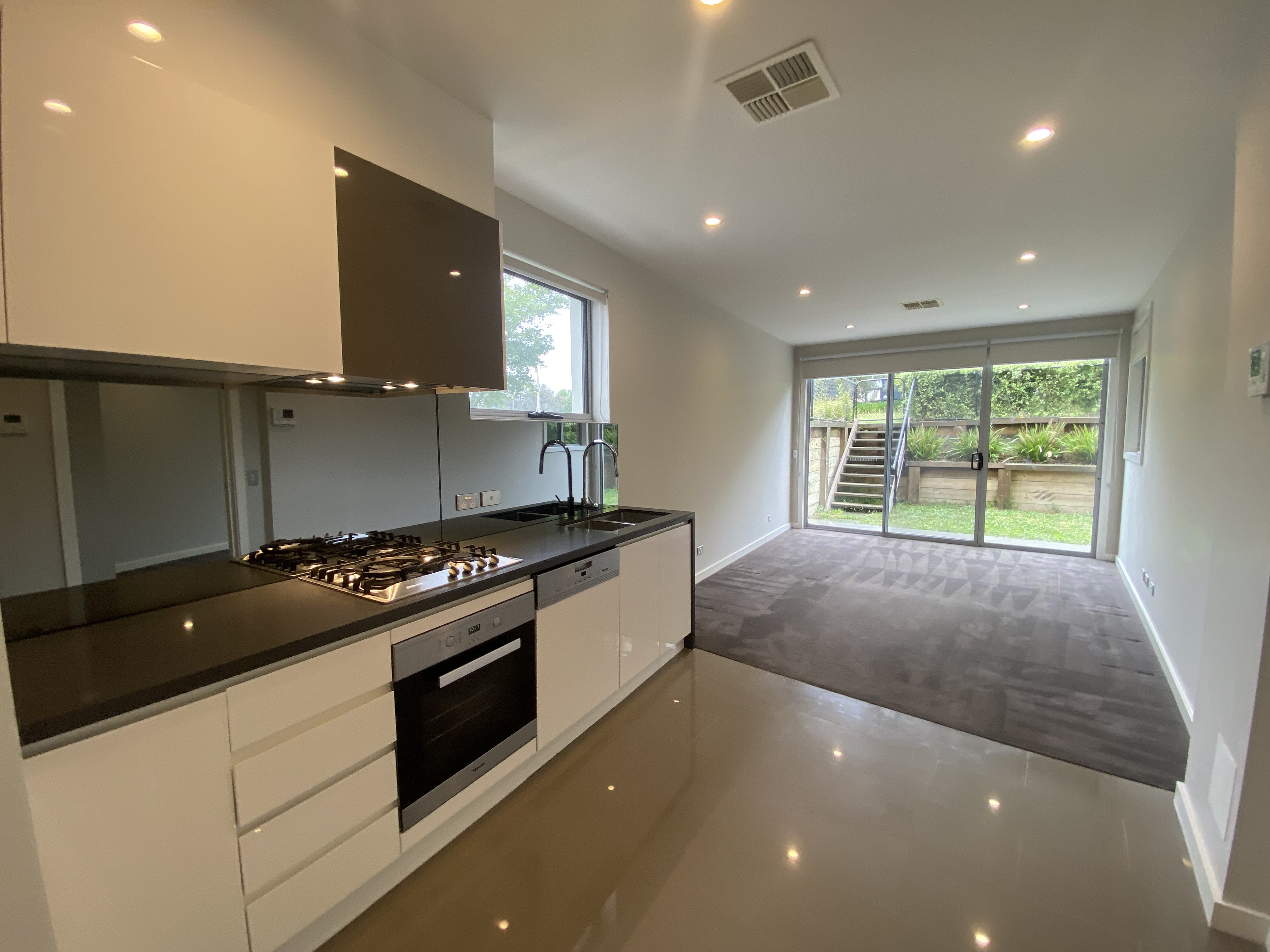 1/89 Allan Street, Curtin ACT 2605, Curtin - Thumbnail 2