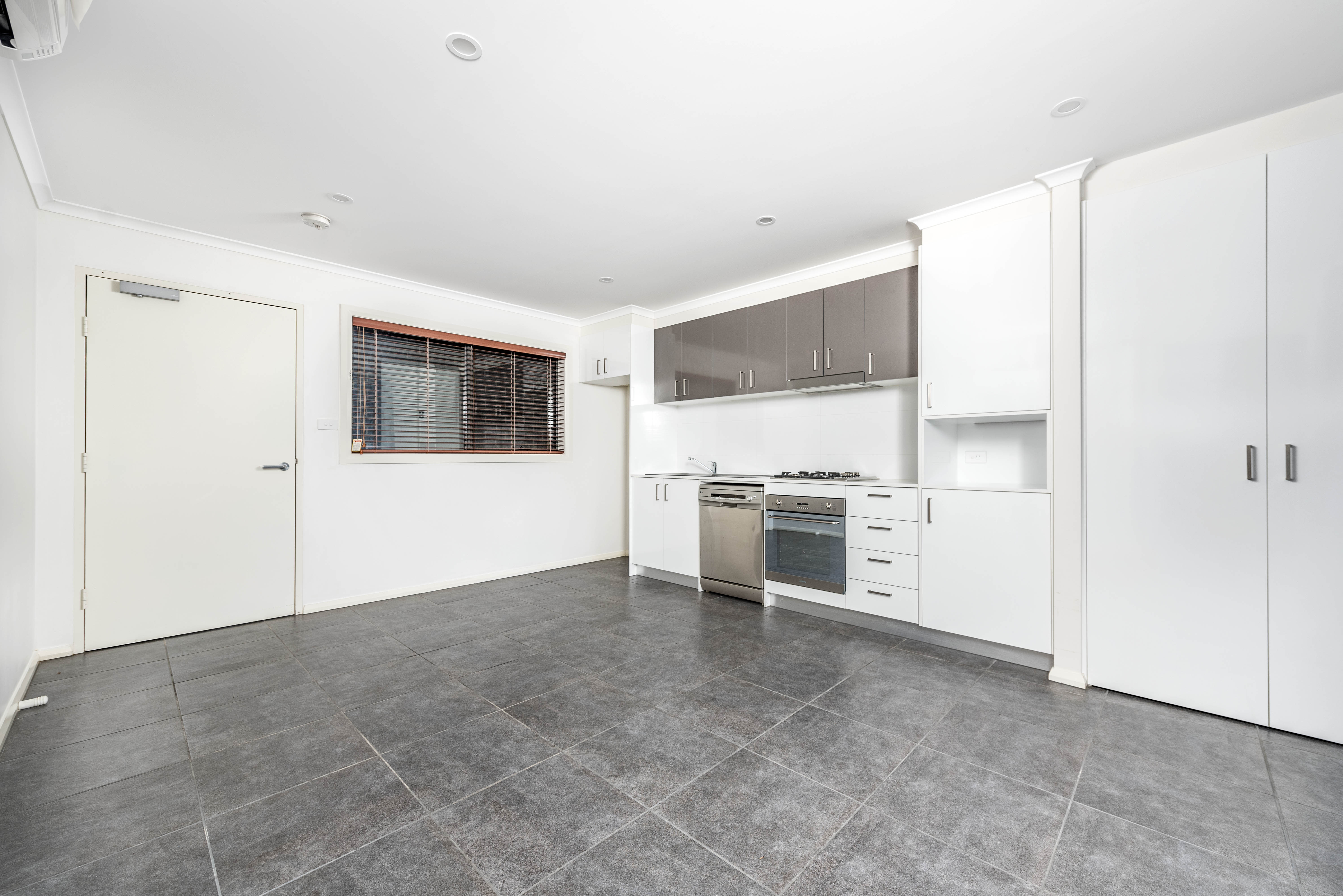 8/60 John Gorton Drive, Coombs ACT 2611, Coombs - Thumbnail 3