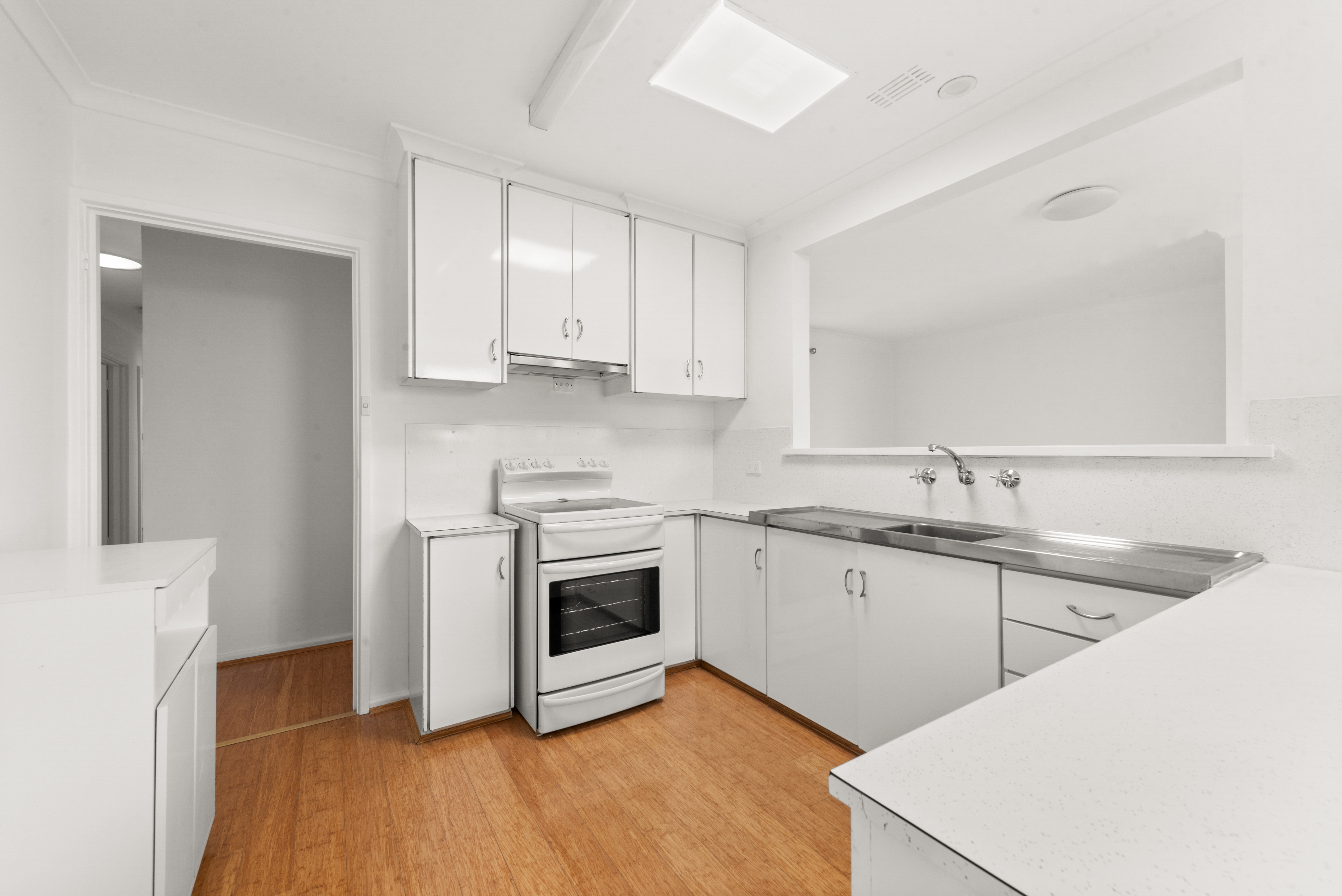 28 Kidston Crescent, Curtin ACT 2605, Curtin - Thumbnail 5