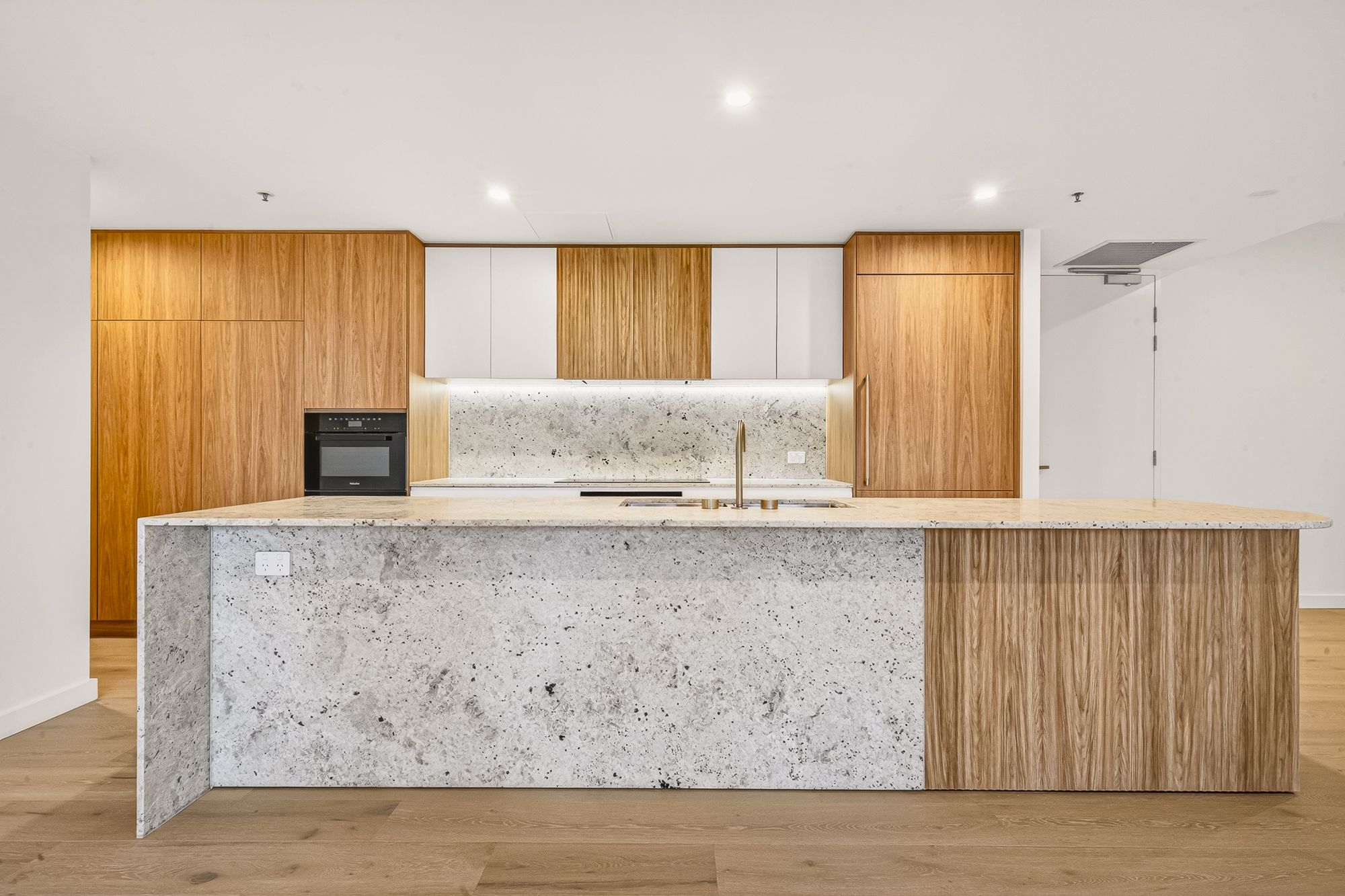 12/62 Constitution Avenue, Parkes ACT 2600, Parkes - Thumbnail 2