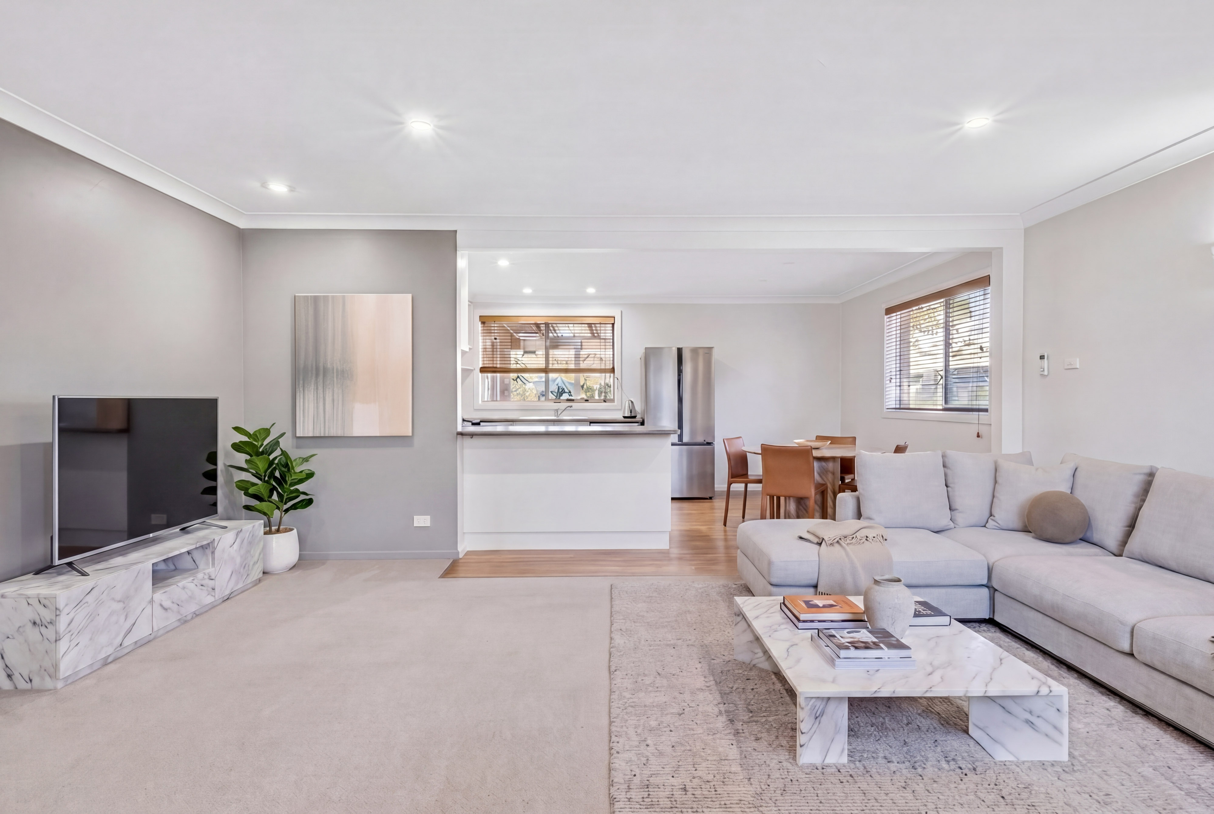 8 Oliver Street, Lyneham ACT 2602, Lyneham - Thumbnail 2