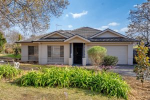 Preview image for 42 Goble Street, Hughes, ACT 2605
